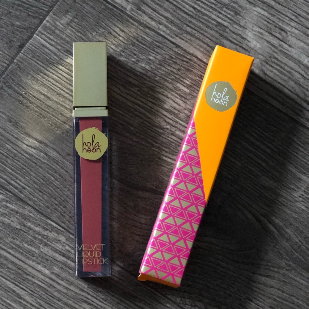 Labial líquido